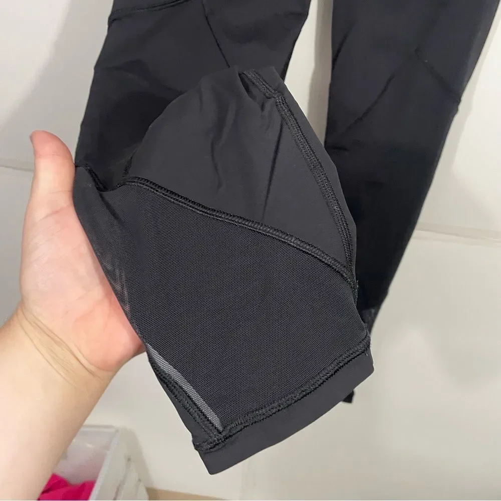 Lululemon Black Mid Rise Cropped Activewear Leggings